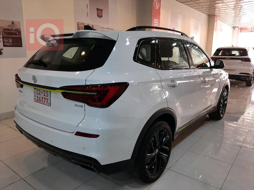 ئێم جی RX5
